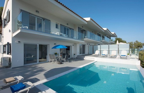 Pirgi Villa | Unparalleled Luxury Awaits | 6 Bedrooms | Villa Lucas & Villa Thea Pyrgi |.