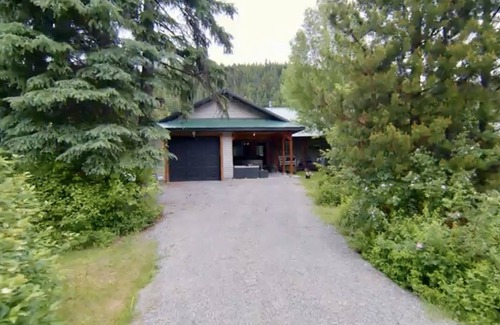 Okanagan-Similkameen House | Unplug & Unwind @ The Manning Park Hideaway! 🎿🇨🇦