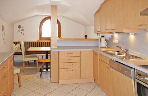 Emberg Apartment | Unterkreuter by Interhome