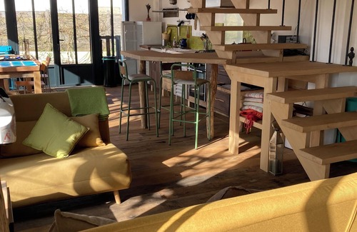 Sene House | Unusual studio-loft with garden, terrace, close to beaches and coastal paths