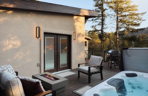 Cascade-Chipita Park House | Unwind and Rejuvenate: Discovering the Retreat at Rockies Ranch