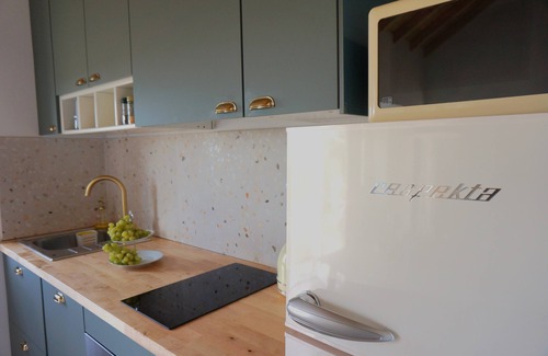 Maiorga Cottage | Unwind at The Good View Retreat and Explore Portugal From its Heart