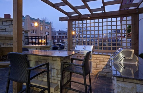 Kutzky Park House | Unwind in Style and Comfort! 3 Convenient Units, Kitchen!