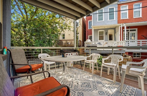 Northeast Apartment | Unwind in Tranquility: Blocks from Capitol Hill and H Street Corridor Retreat