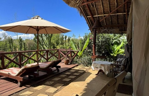 Naivasha House | Unwind Naturally: Find Serenity at Kenya's Buffalo's Rest Tented Camp!