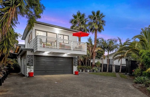 Torbay House | Unwind @ Torbay Beach House