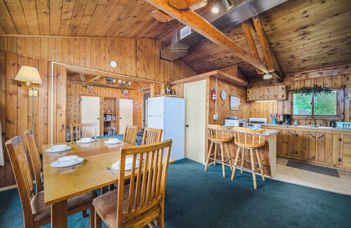 Rumely Cottage | UP Sunrise Cottages #4 - Family Friendly Resort