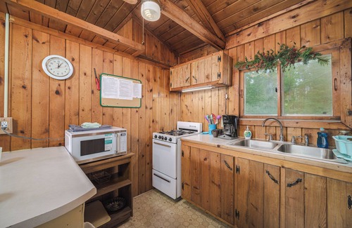 Rumely Cottage | UP Sunrise Cottages #4 - Family Friendly Resort