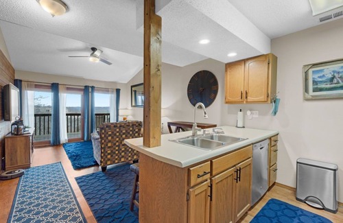 Notch Estates Condo | UP TO 50% OFF, Peaceful Ozark Mtn Home, 1 Mi to Silver Dollar City