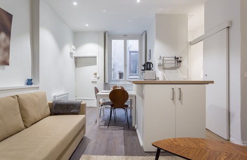 Old Lyon Apartment | Up to 6 people in the heart of Old Lyon