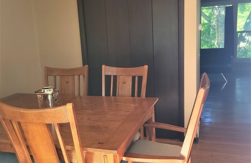 Madison House | Updated 3 bedroom in the UW Arboretum