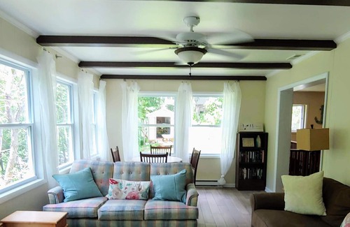 Pulaski House | Updated 3BD/2BA Waterfront Home on a Private Lot