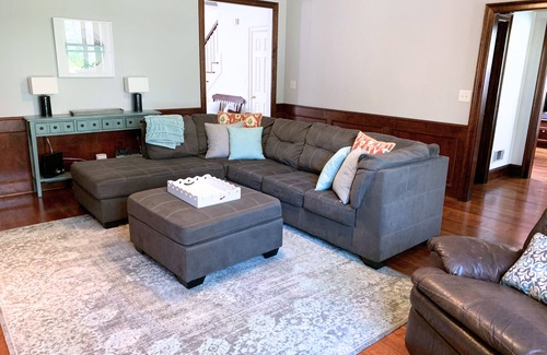 Martinez House | Updated and clean Masters rental in a gated, golf community