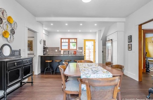 Eugene House | Updated and cozy, 1 block to Matthew Knight Arena and 3 blocks to Hayward Field.