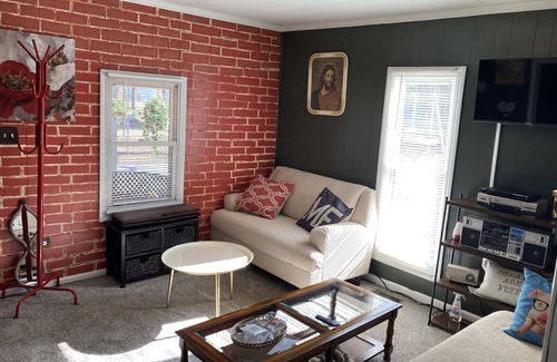 Winterville House | Updated bungalow with screened in porch in rear.