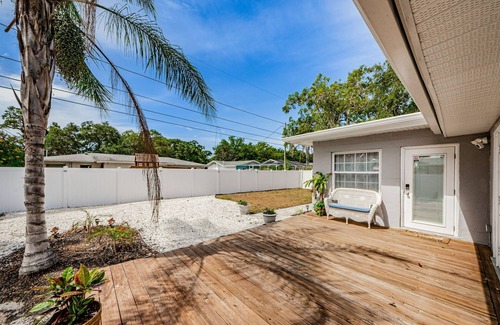 Clearwater House | Updated Clearwater Home, Close to Beaches & Pet Friendly!