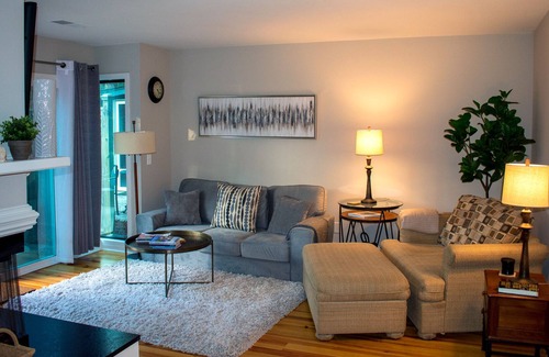 Snee Farm Condo | Updated Condo centrally located