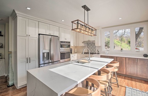 Stony Point House | Updated Getaway w/Pool & Hot Tub on < 3 Acres!