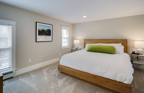 East Haven  Rutland County House | Updated Home in Heart of Rutland, Near Slopes