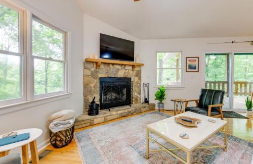 Mountain Springs House | Updated Home with Private Hot Tub and Mtn Views!