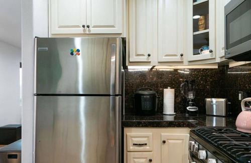 The Mesa Condo | Updated, modern & stylish condo w/pools and tennis