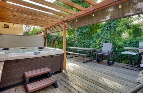 Taylorsville Apartment | Updated Ranch Apartment with Deck - 9 Mi to Downtown