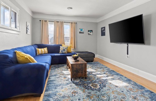Cudahy Apartment | Updated Upper 2Br, walking distance to Lake Michigan.