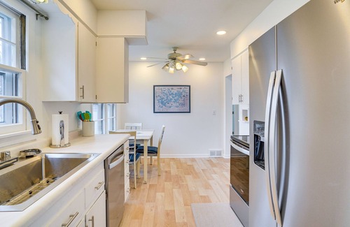 Deephaven House | Updated Wayzata Home < 2 Mi to Lake Minnetonka!