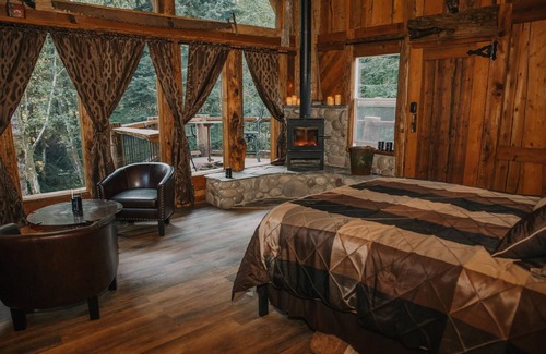 Forks Cabin | Upgrade your camping experience!