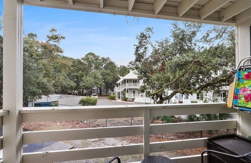 Folly Field Condo | ⭐ Upgraded peaceful villa ⭐ 7 min walk to the beach