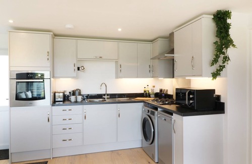 Farringdon Cottage | UPHAM VIEW, family friendly, with a garden in Woodbury