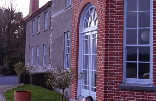Tuam House | Upper Apartment - Galway's CastleHacket House Upper West Wing
