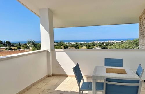 Polignano a Mare Villa | Upper floor apartment in Villa with swimming pool