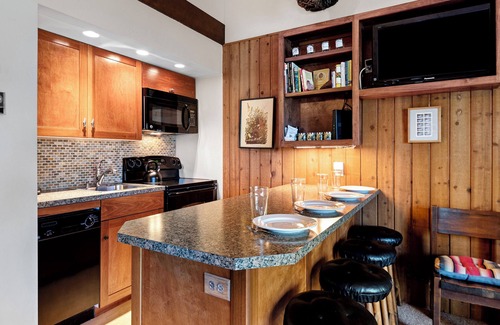 Century West Condo | Upper-Level Condo, close to pool, Mt. Bachelor Village Amenities