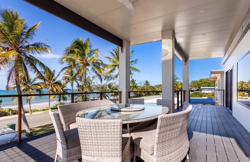 Lammermoor Beach House | Upper Level of this Beautifully Renovated Family Home on Lammermoor Beach.