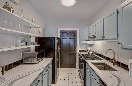 Charlotte Condo | Upscale 1BR King Condo | Elizabeth -Plaza Midwood
