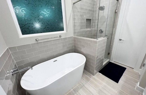 Spring Branch East House | Upscale 2 story home by the Galleria!
