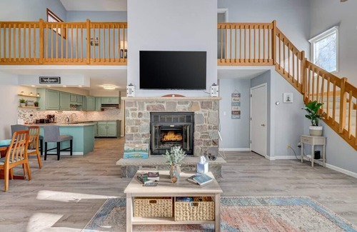 Locust Lake Village House | Upscale 4-BR Home with BBQ, King Bed, Close to Waterpark