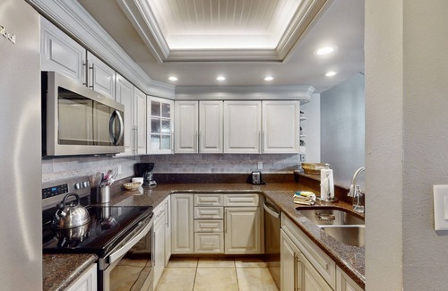 Peak 9 Condo | Upscale condo with balcony, pool, & hot tub - walk to lifts/Main Street