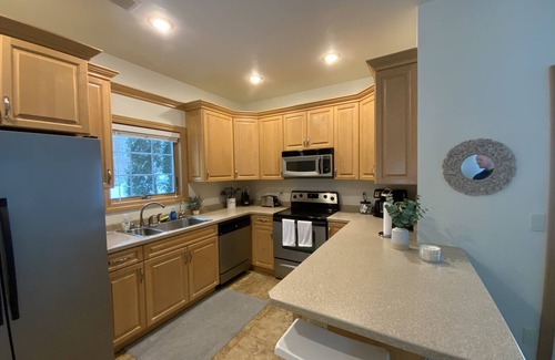 Fish Creek House | Upscale Downtown Fish Creek Two-Level Condo/Townhome