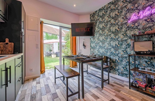 Chauconin-Neufmontiers Cottage | Upscale home near Disneyland