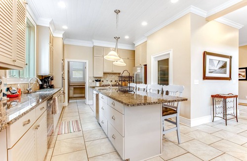 Vanderhorst Plantation House | Upscale house with private pool, lagoon views - near beach & tennis