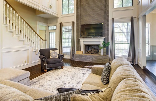 Pinehurst Of Atascocita House | Upscale Humble Hideaway w/ Community Pool Access!