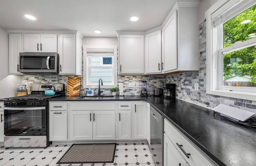Spearfish Cabin | Upscale Inviting Property in Spearfish just 4 blocks from Main Street!