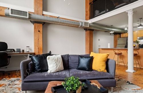 Church Hill Apartment | Upscale Loft for Long-Term Stays Close to VCU, Hospitals, Downtown