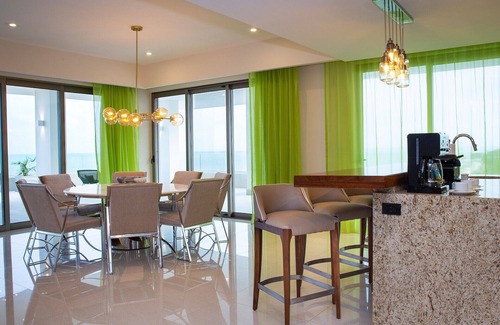 Cancun Apartment | Upscale Luxurious 3 Bedroom Penthouse Loft with All-Inclusive Option