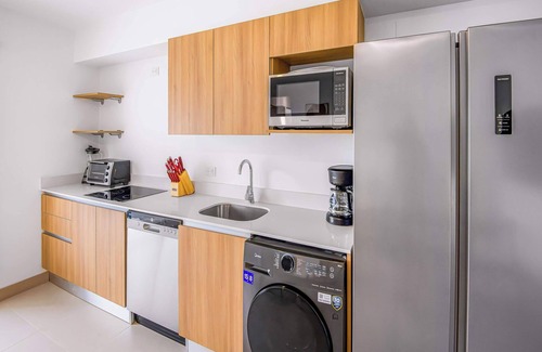 Barrio Santa Lucia Condo | Upstay: Modern 3BR Mountain View Condo—Jaco Beach