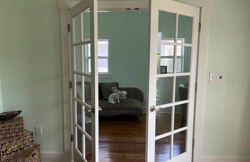 Historic Uptown House | Uptown Bungalow 2/2