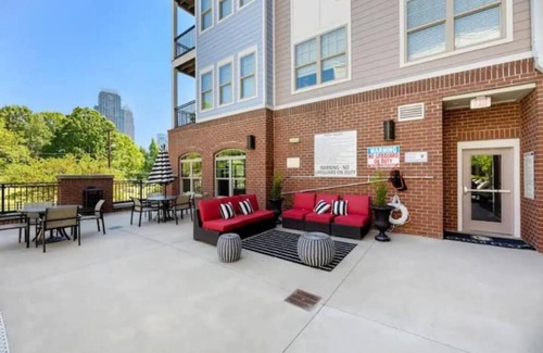 Fourth Ward Apartment | Uptown Stay and Adventures