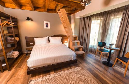Voskopoje Hotel | Ura e Kovacit Agrotourism